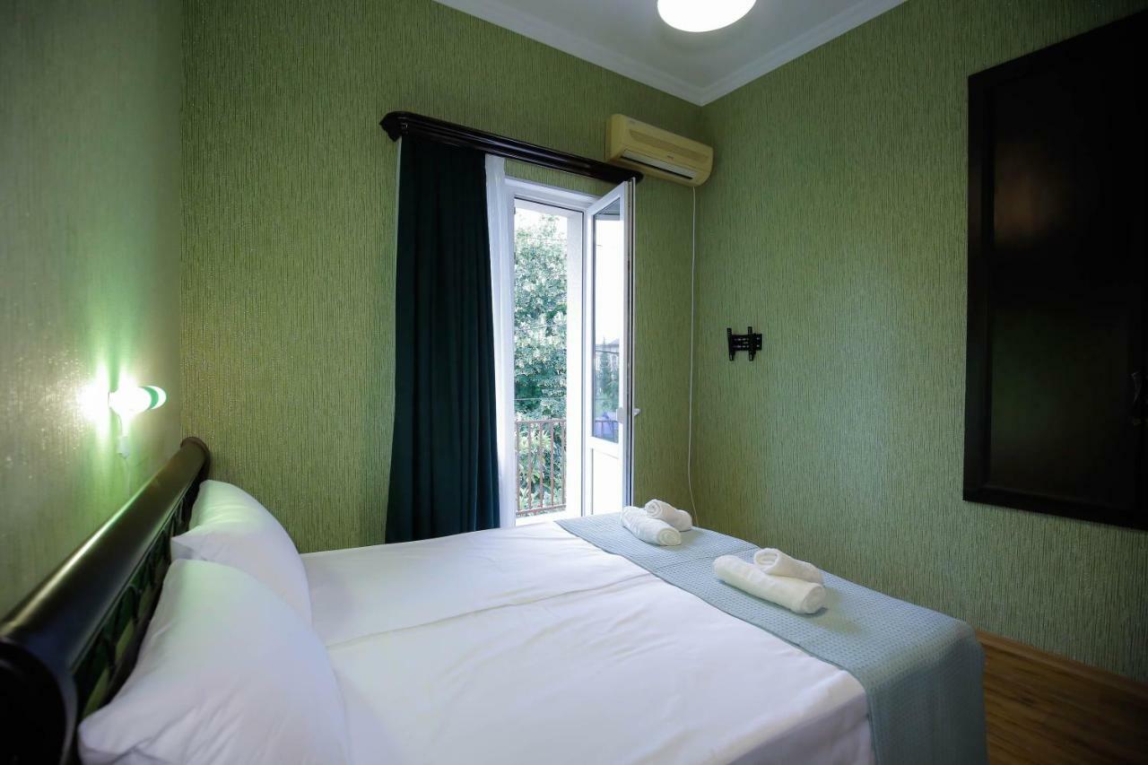 Anseza Hotel Кутаиси Екстериор снимка