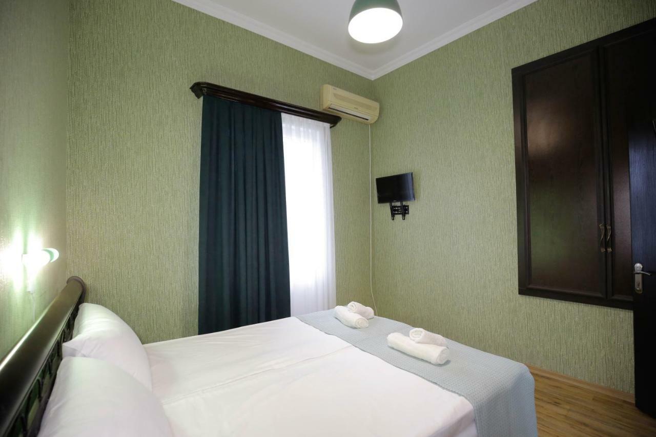 Anseza Hotel Кутаиси Екстериор снимка