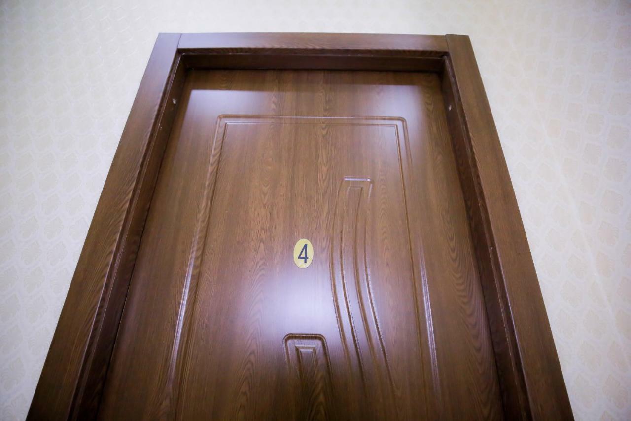 Anseza Hotel Кутаиси Екстериор снимка