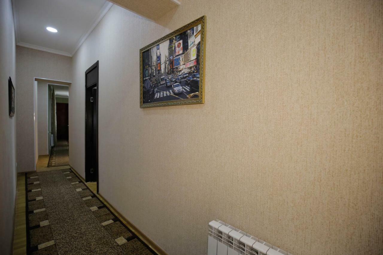Anseza Hotel Кутаиси Екстериор снимка