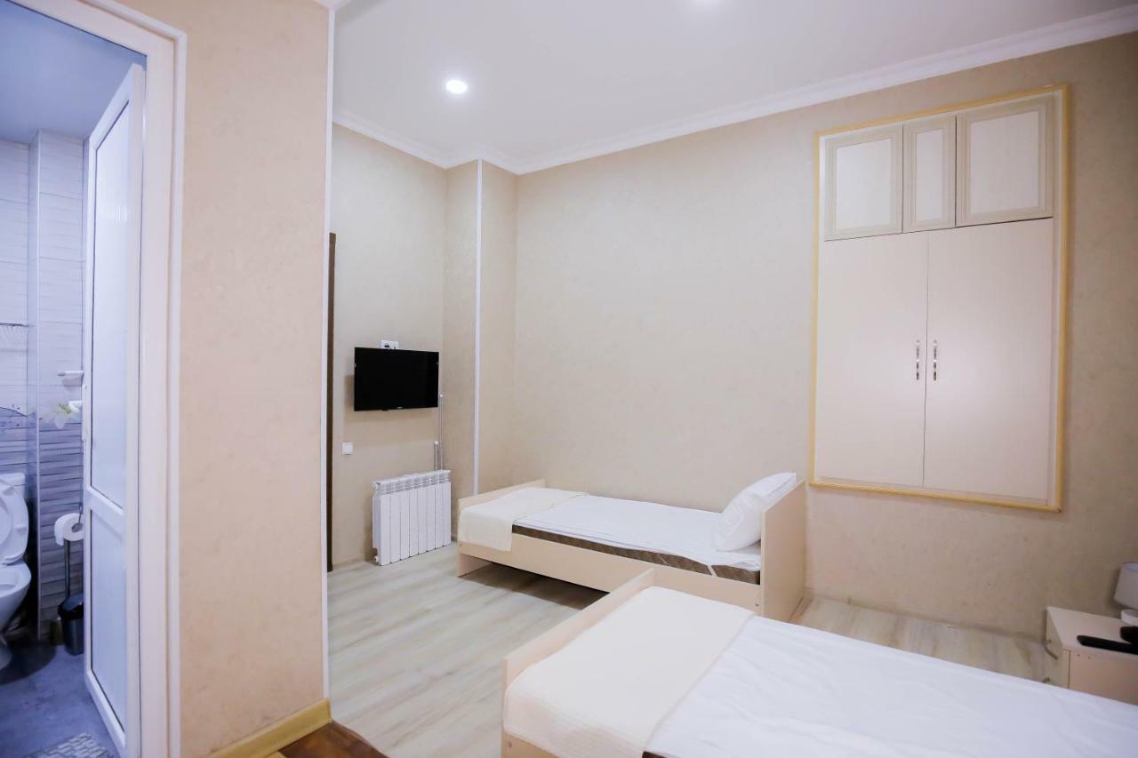 Anseza Hotel Кутаиси Екстериор снимка
